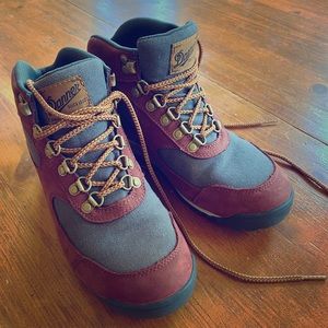 Danner Jag Sangria/Storm Hiking Boots - Size 7